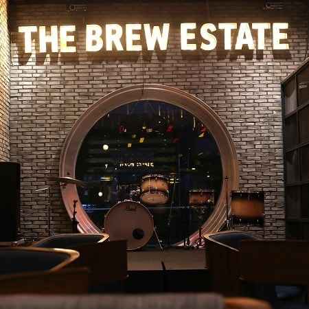perfect reasons why you should have the most happening new years eve at the brew estate